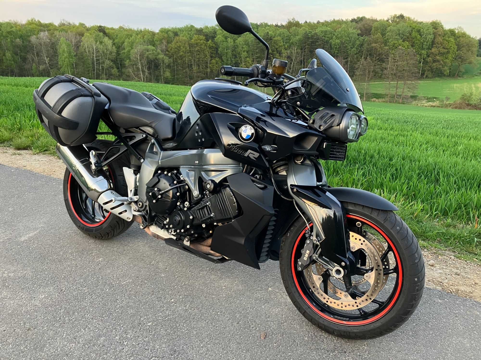 BMW K1300R polski salon 100 % BEZWYPADKOWA od motocyklisty