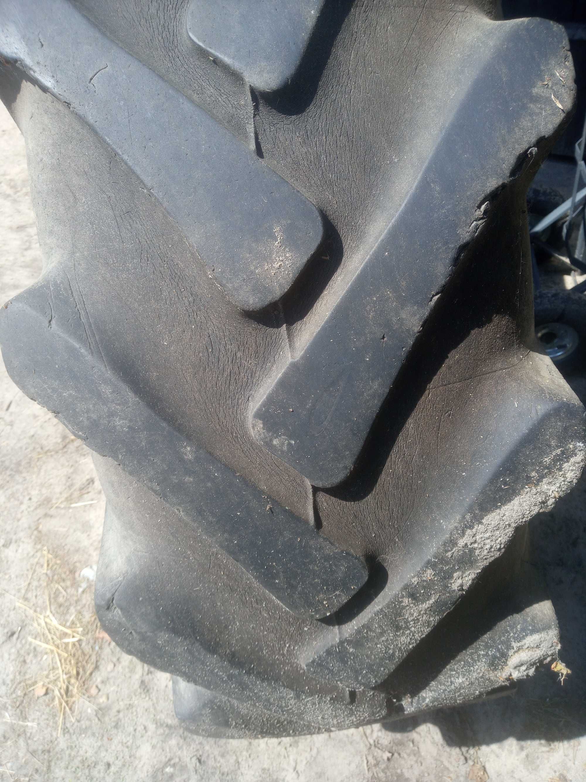 14.9 R28 Semperit 2szt