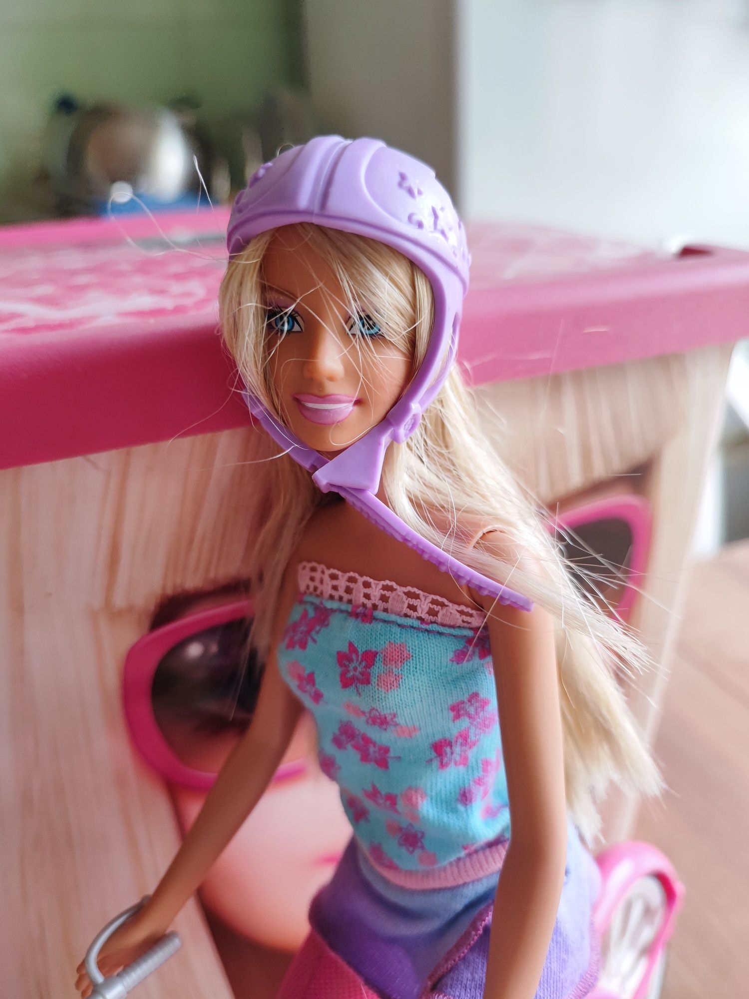 Lalka barbie Mattel z rowerem