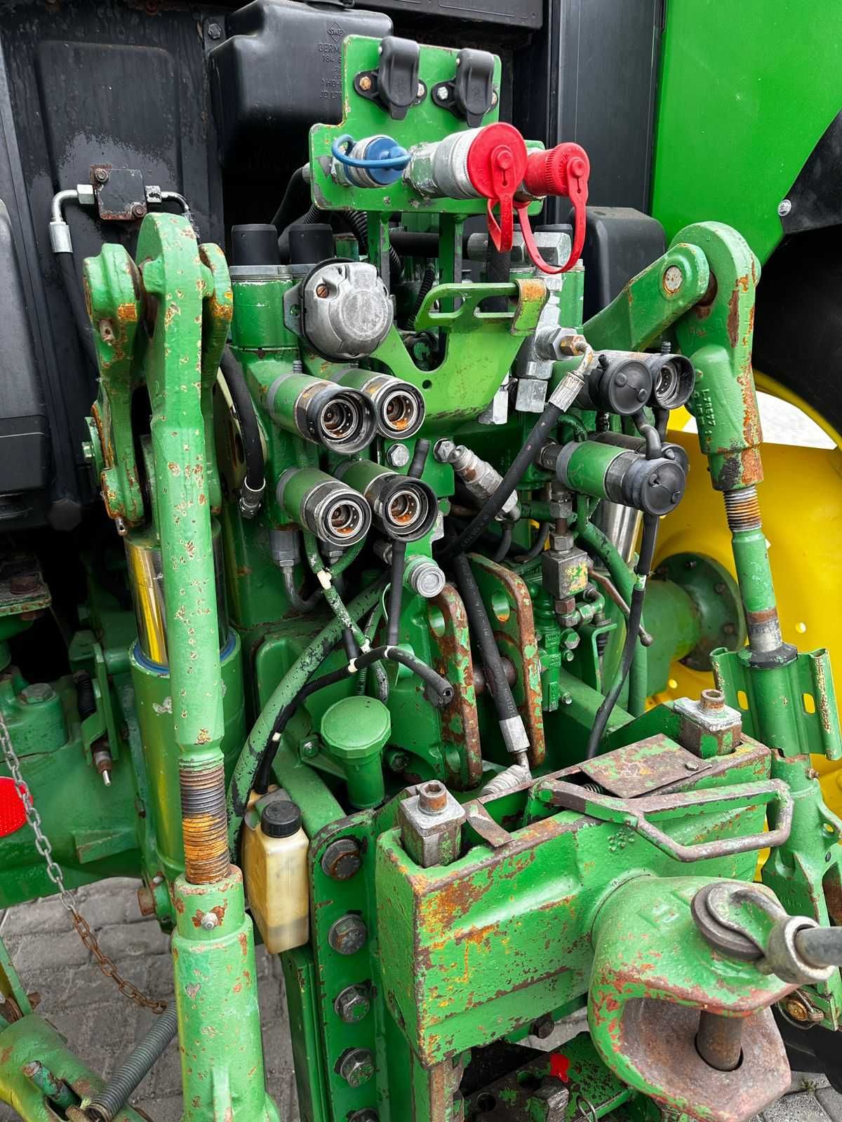 Трактор John Deere 6600-1995 рік