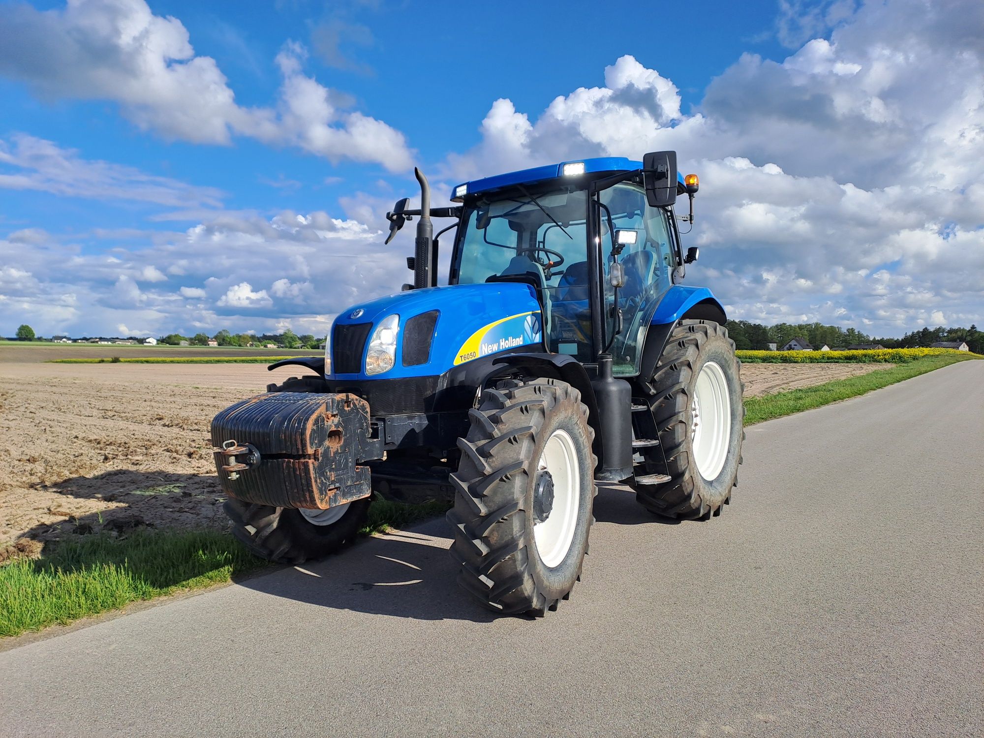 New holland t6050 plus