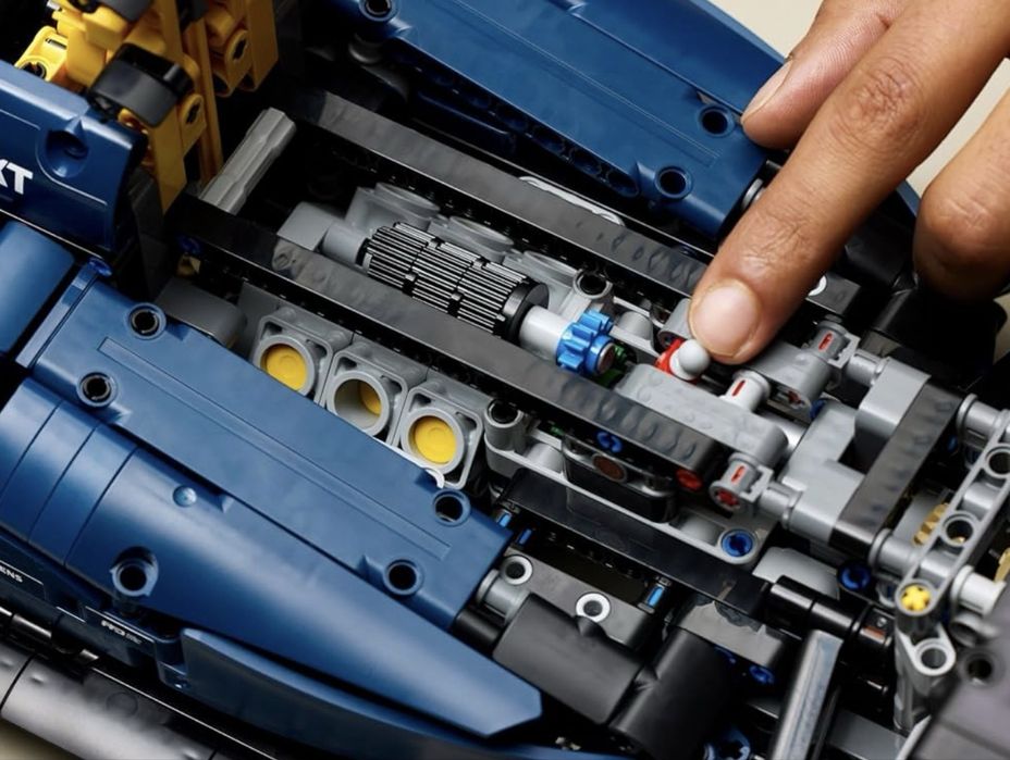 LEGO Red Bull Racing RB20 F1