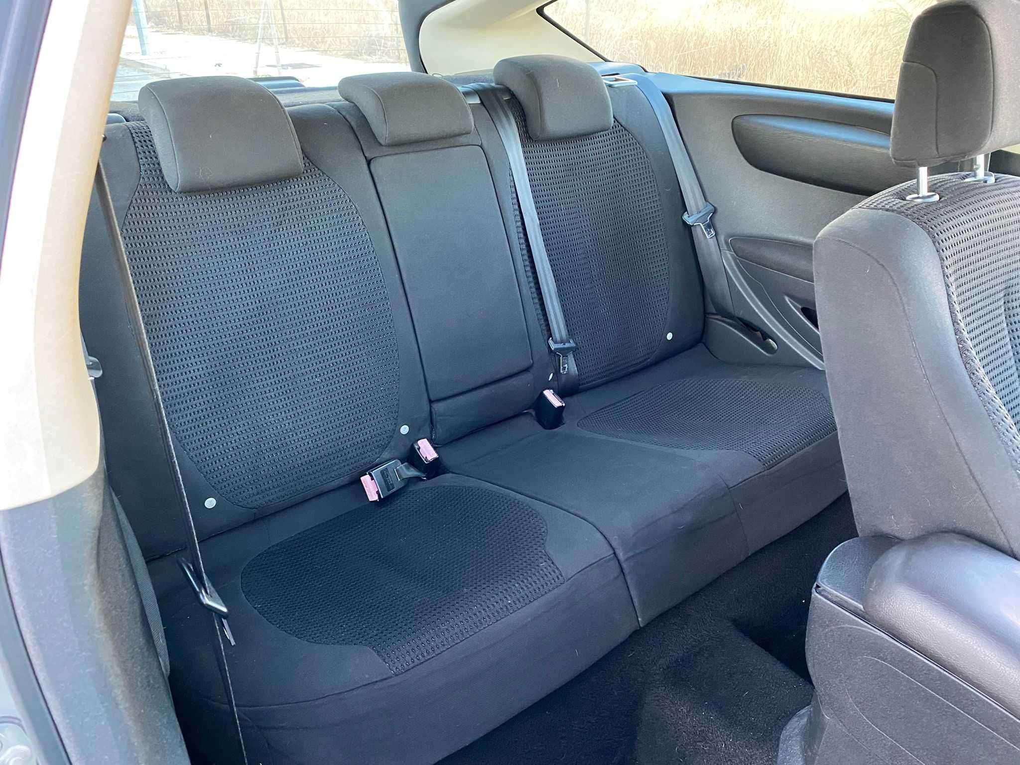 Citroen C4 1.6 diesel 109CV 2005
