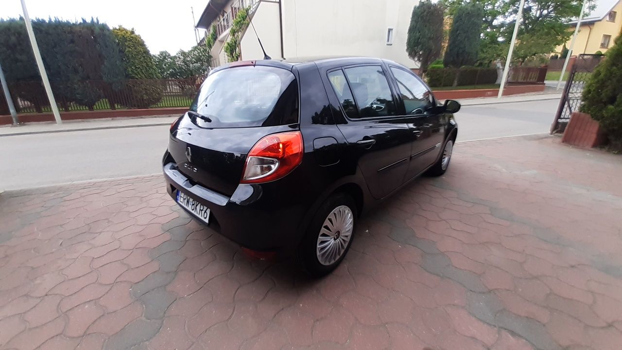 Renualt Clio 1.2 Zarejestrowany 5D