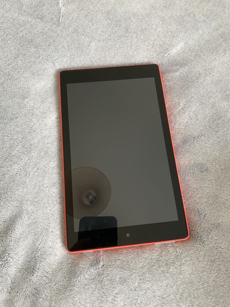 Tablet fire HD8 (z Alexa)