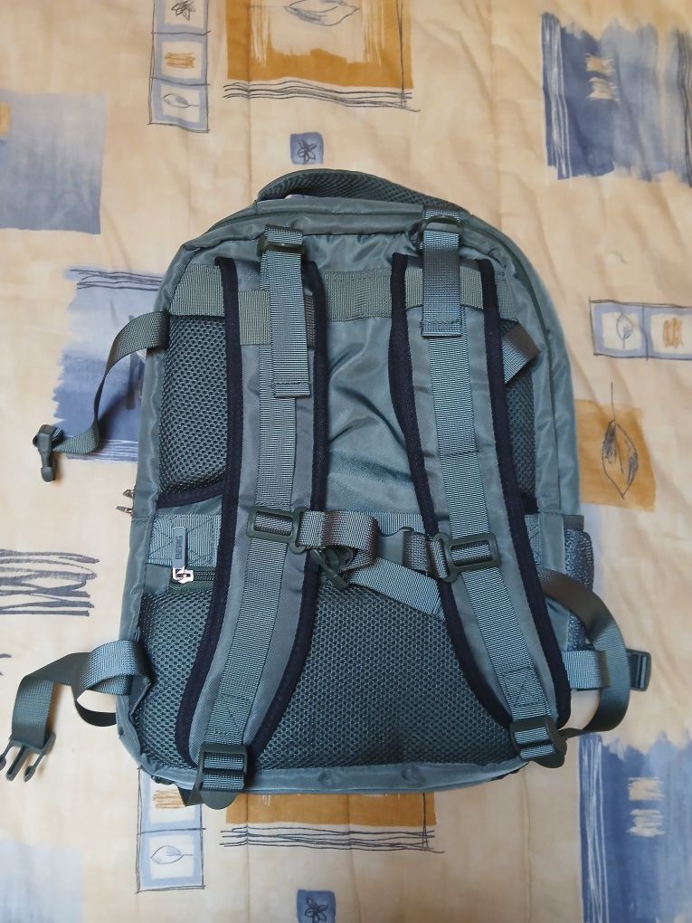 Mochila viagem Berg