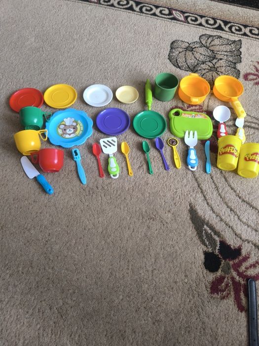 Фрукти, овочі, дитяча посуда іграшкова