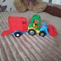 Дитячий тракторець з прицепом