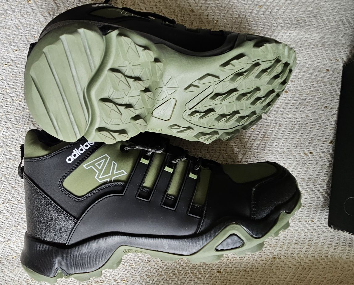 Adidas buty 43 nowe męskie ocieplane zielone super fason futro trapery