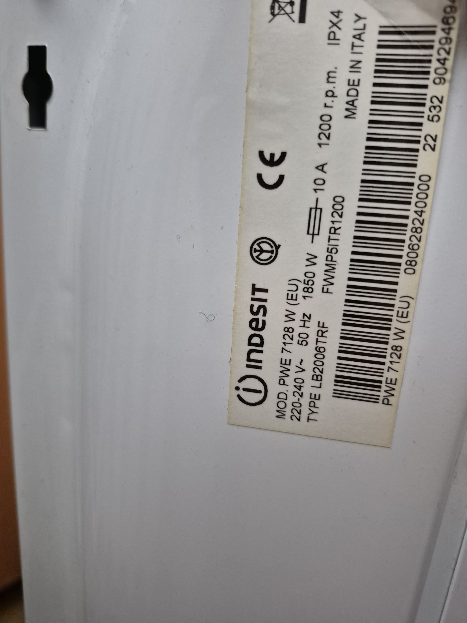 Pralka Indesit 7kg PWE 7128 W
