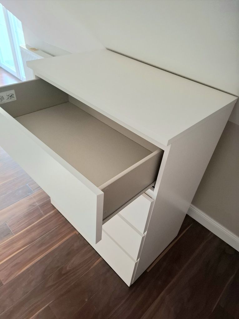 Biała komoda malm ikea 4 szuflady