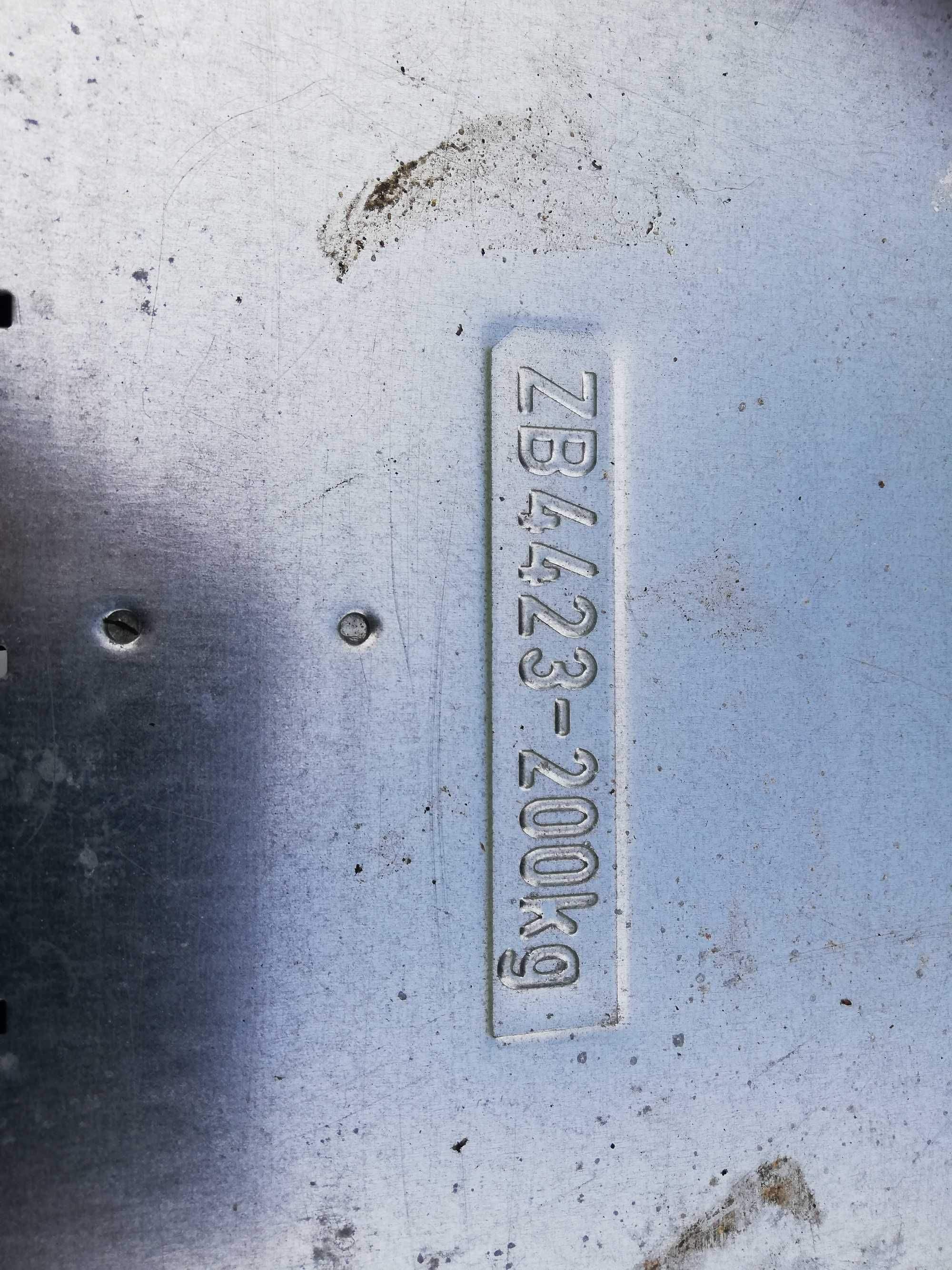 Półki metalowe 40/100 cmblaty nowe używane