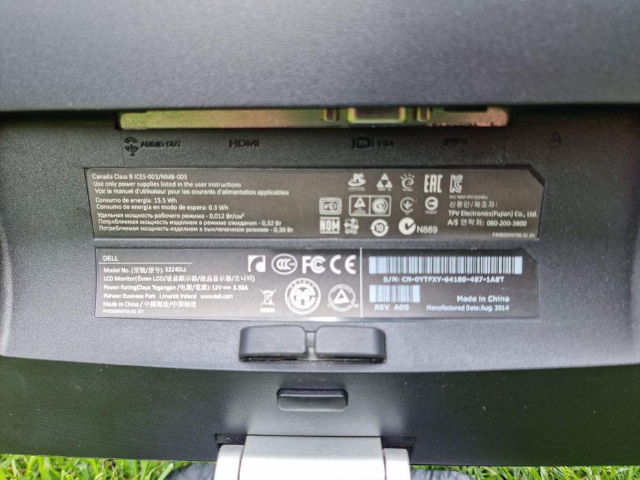 Monitor DELL S2240L / 22" / IPS / LED / 1920 x 1080