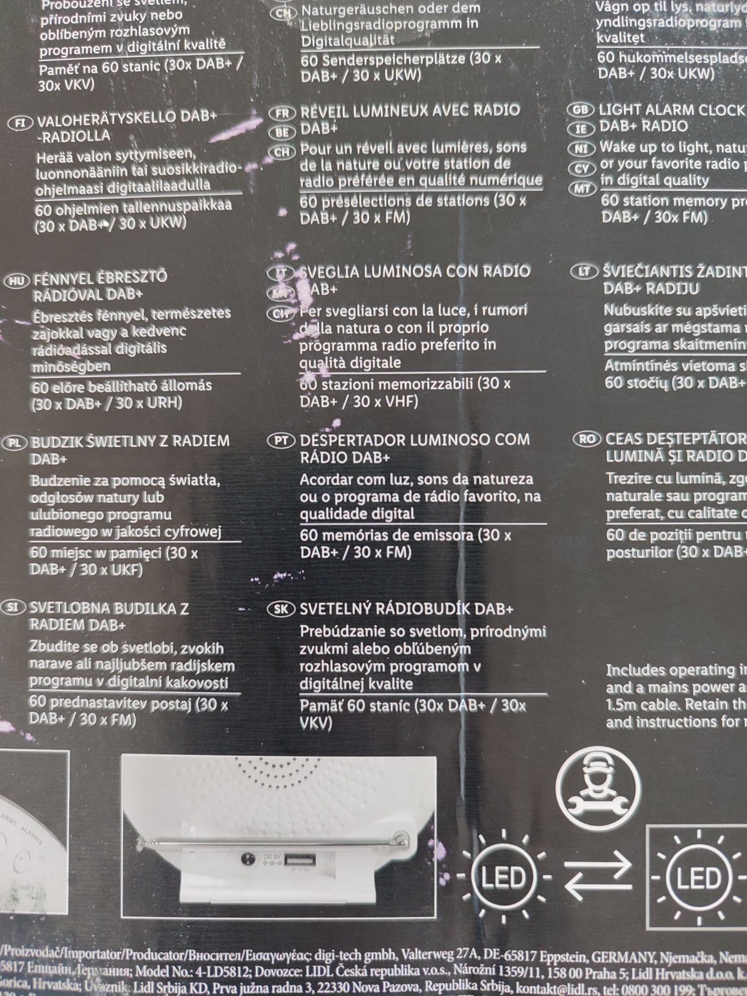 Budzik świetlny z radiem