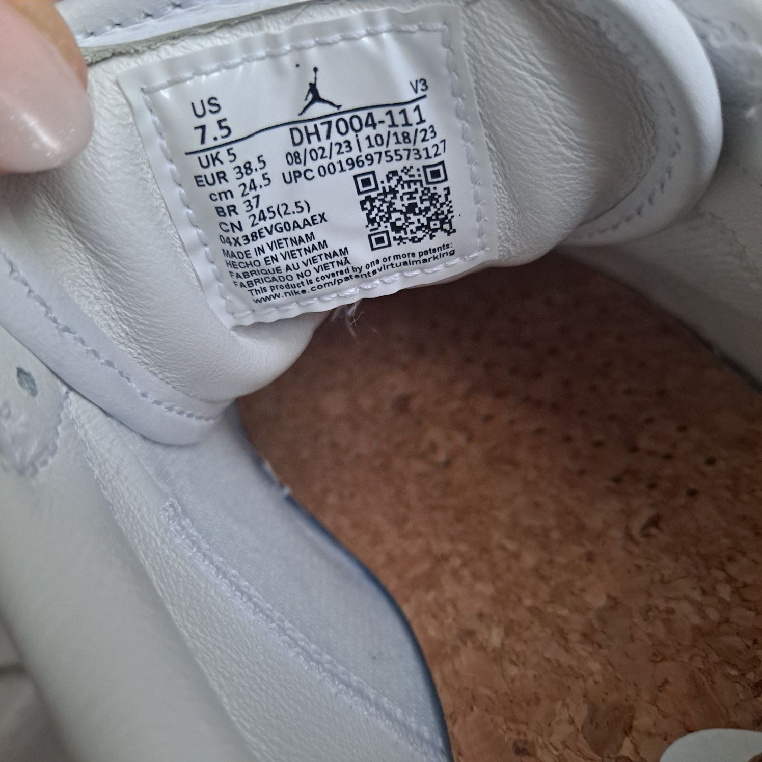 Białe buty Nike Ari Jordan 1 Elevate Low 38,5