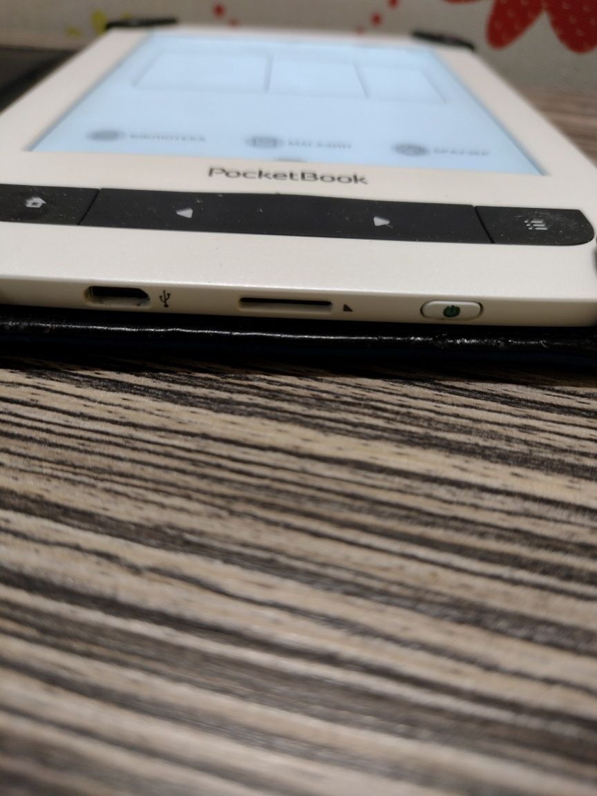 Електронна книга PocketBook Touch Lux 3 мод.626 WiFi