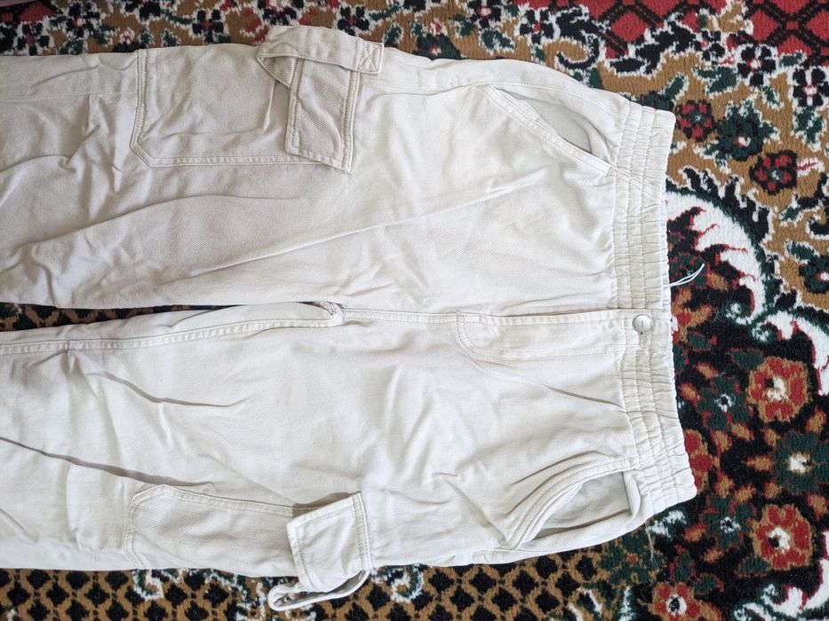 Штани  кольору типу ,пряжене молоко