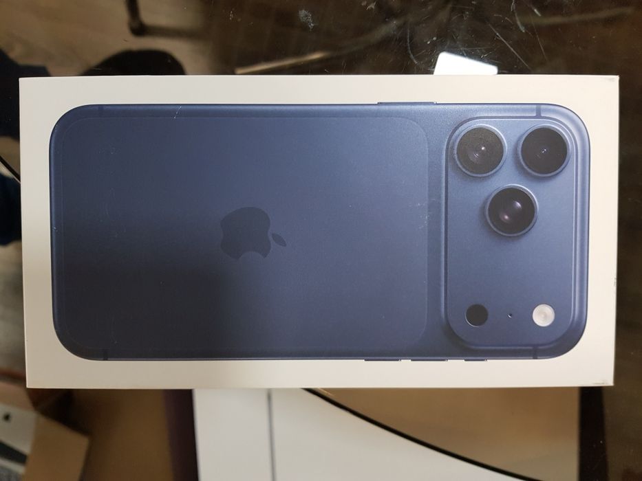 Apple iPhone 17 Pro Max 6.9" 256GB Deep Blue novo selado