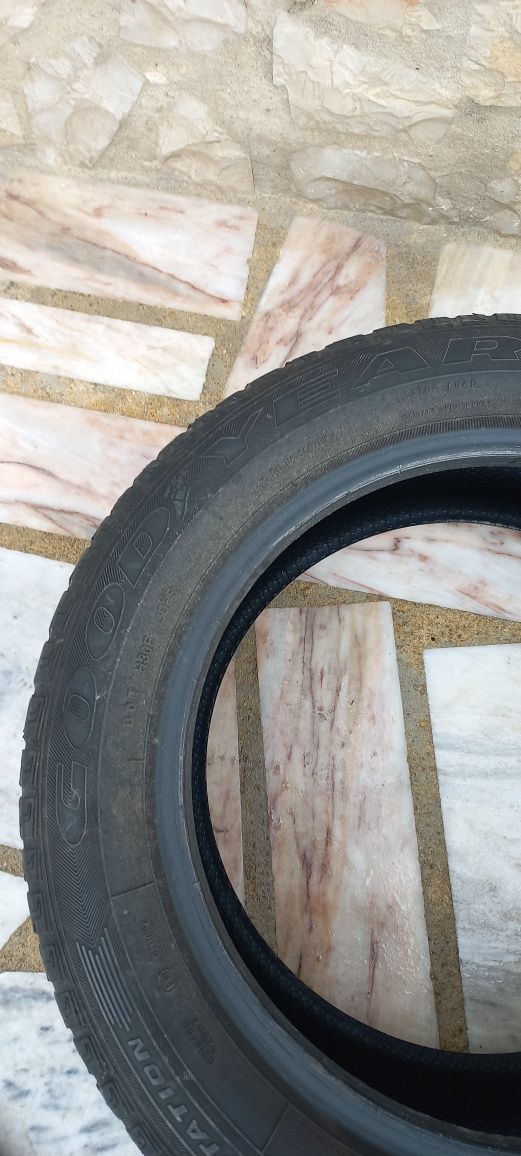 Pneus 205 55 r16 Goodyear