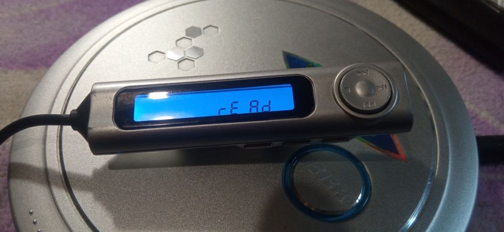 CD/MP3-плеєр BBK PV300S у гарному стані