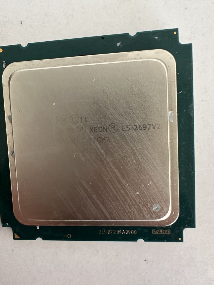 Процессор Xeon E5-2697 v2