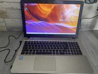 Laptop Asus stan dobry
