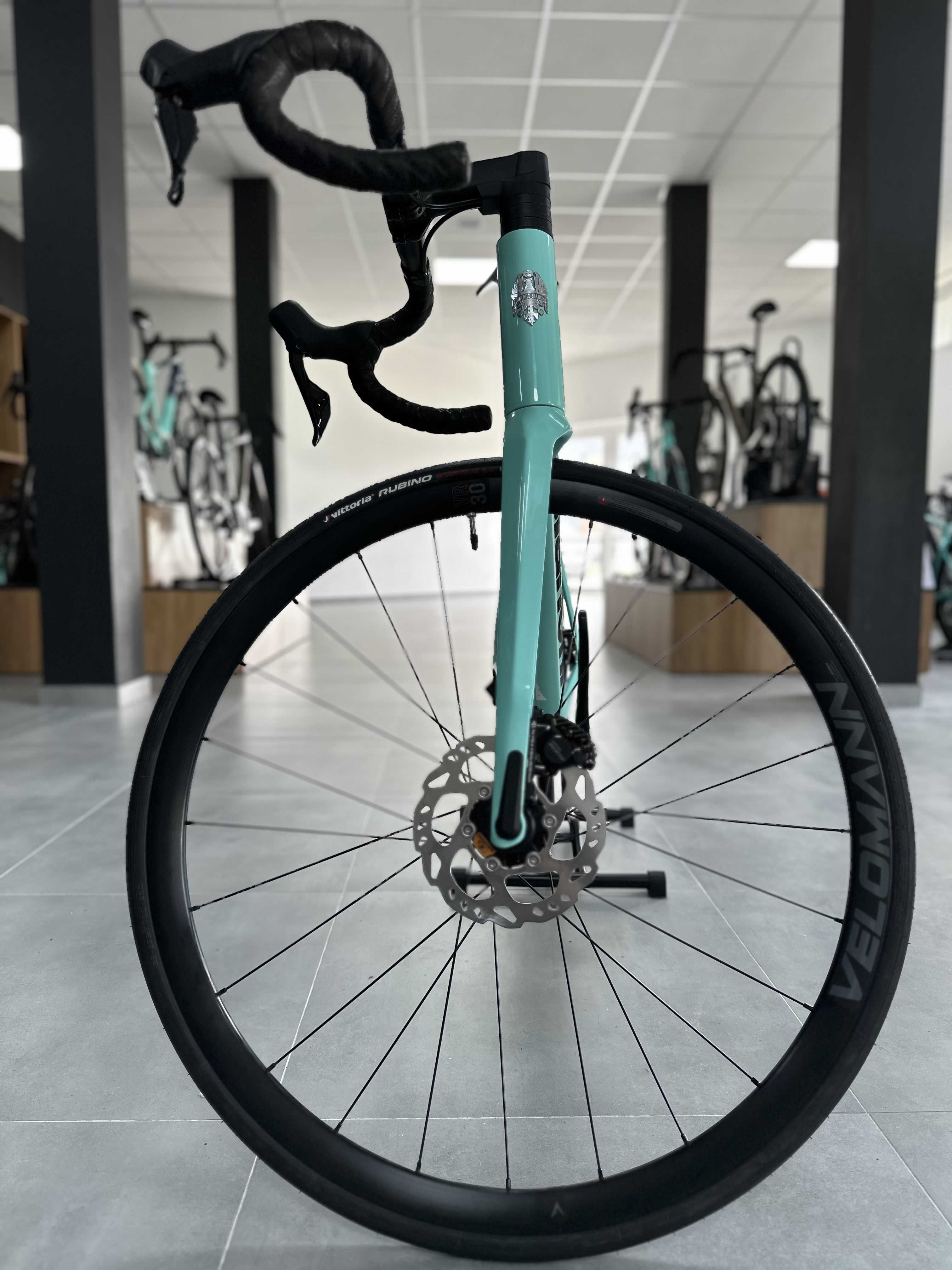 Rower szosowy Bianchi Sprint, rozmiary 50, 53, 57 cm