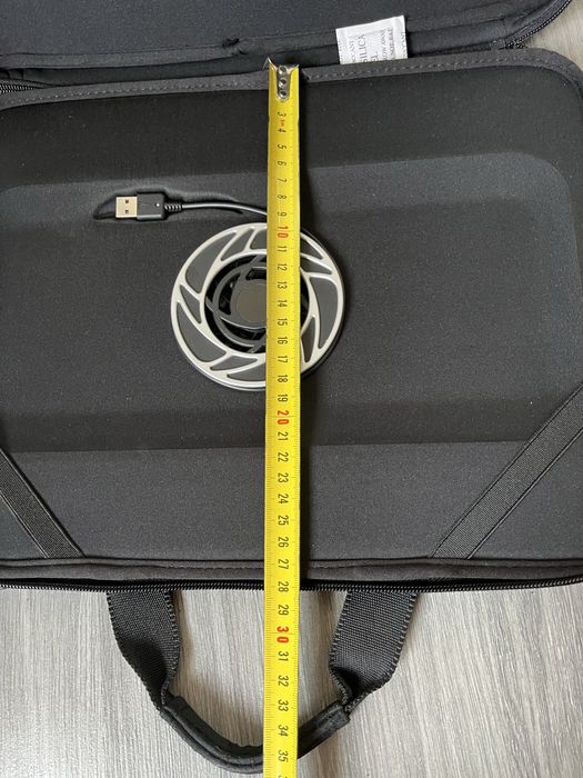 Сумка для ноутбука з охолодженням