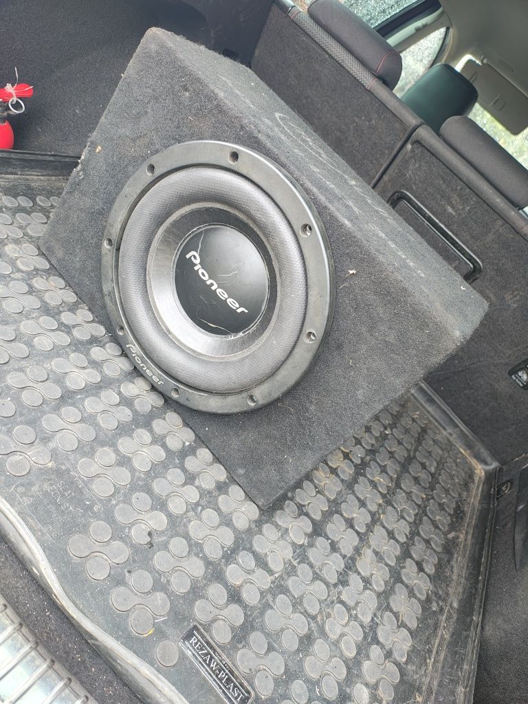 Skrzynia basowa tuba Subwoofer Pioneer TS W121 SPL
TS-W121SPL