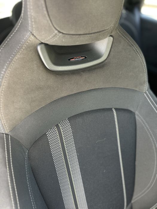 Mini Cooper D Auto com JCW