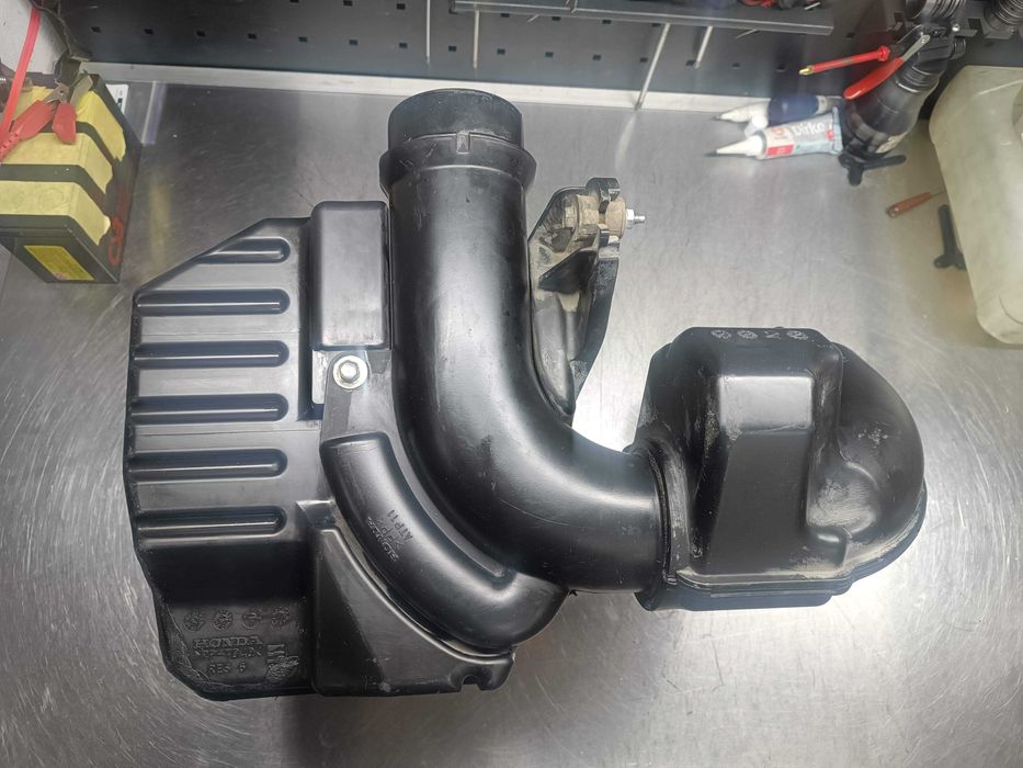 Короб-резонатор впуску забірник впускний  Хонда акорд accord CL 7 2006