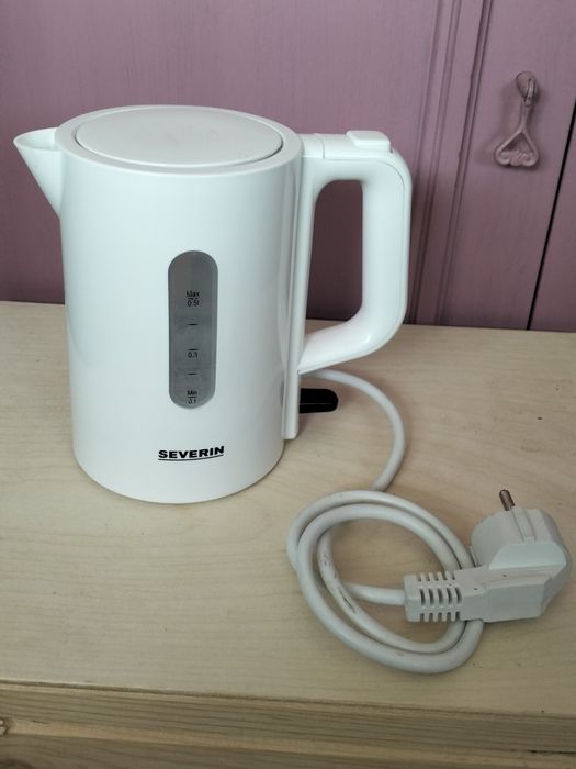 Turystyczny czajnik elektryczny 0,5 l.