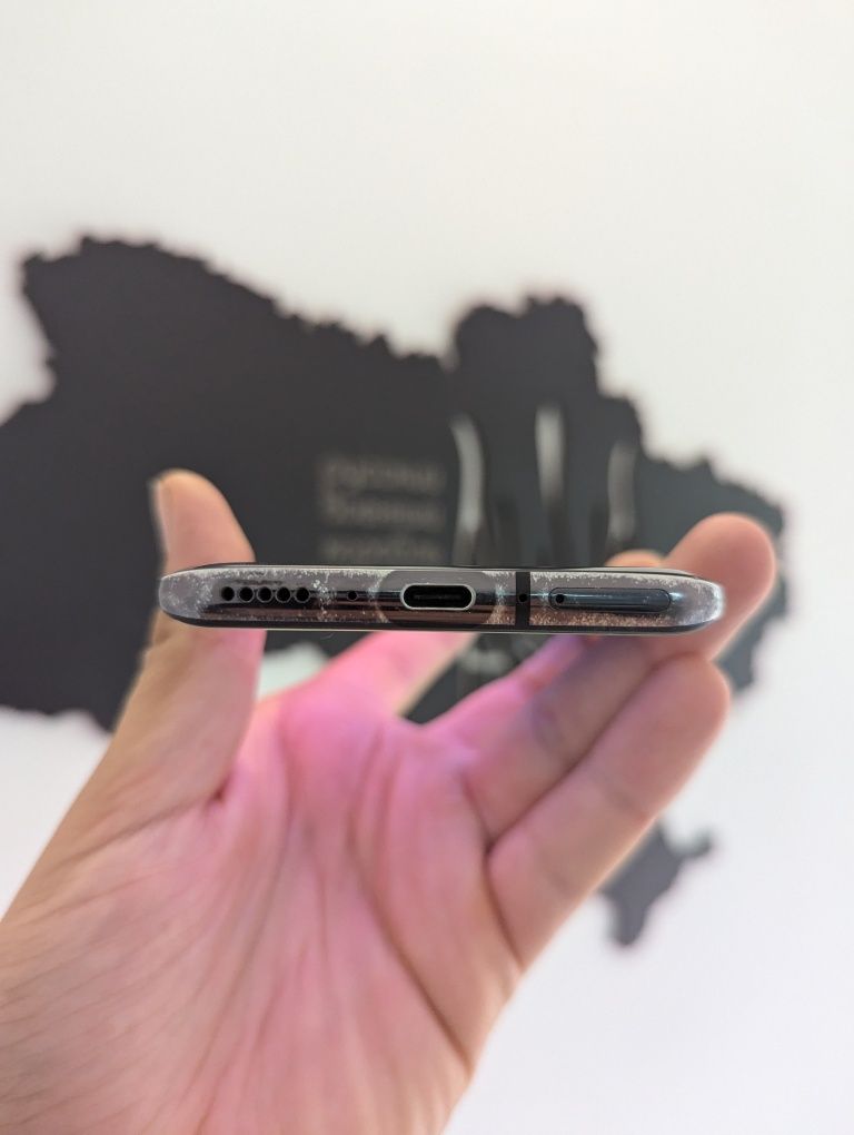 OnePlus 7pro 8/256. DualSim