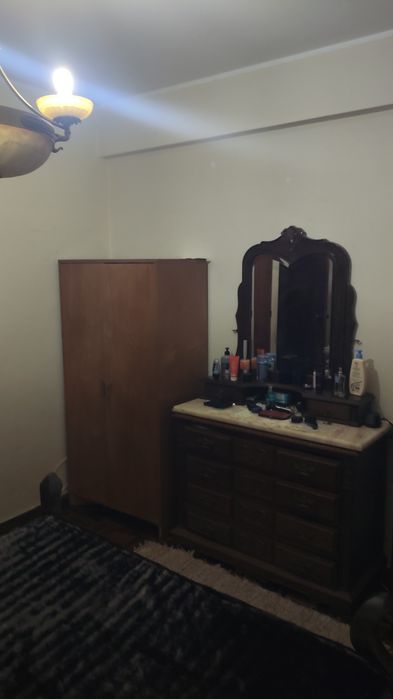 Arrendo quarto a Rapariga