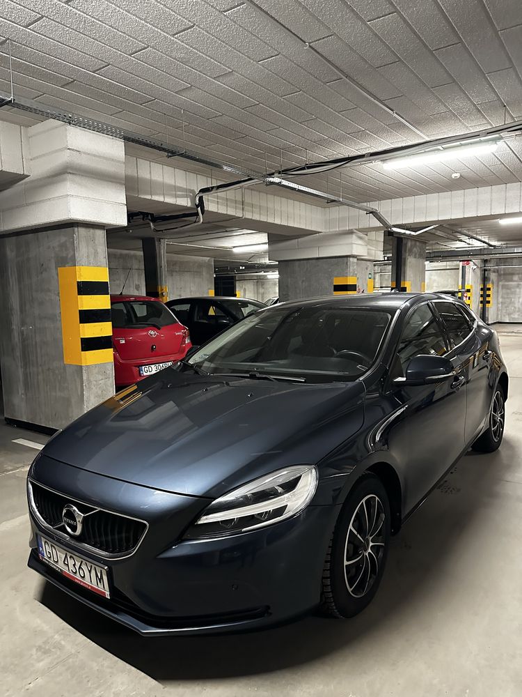 zadbane Volvo V40 2017 r