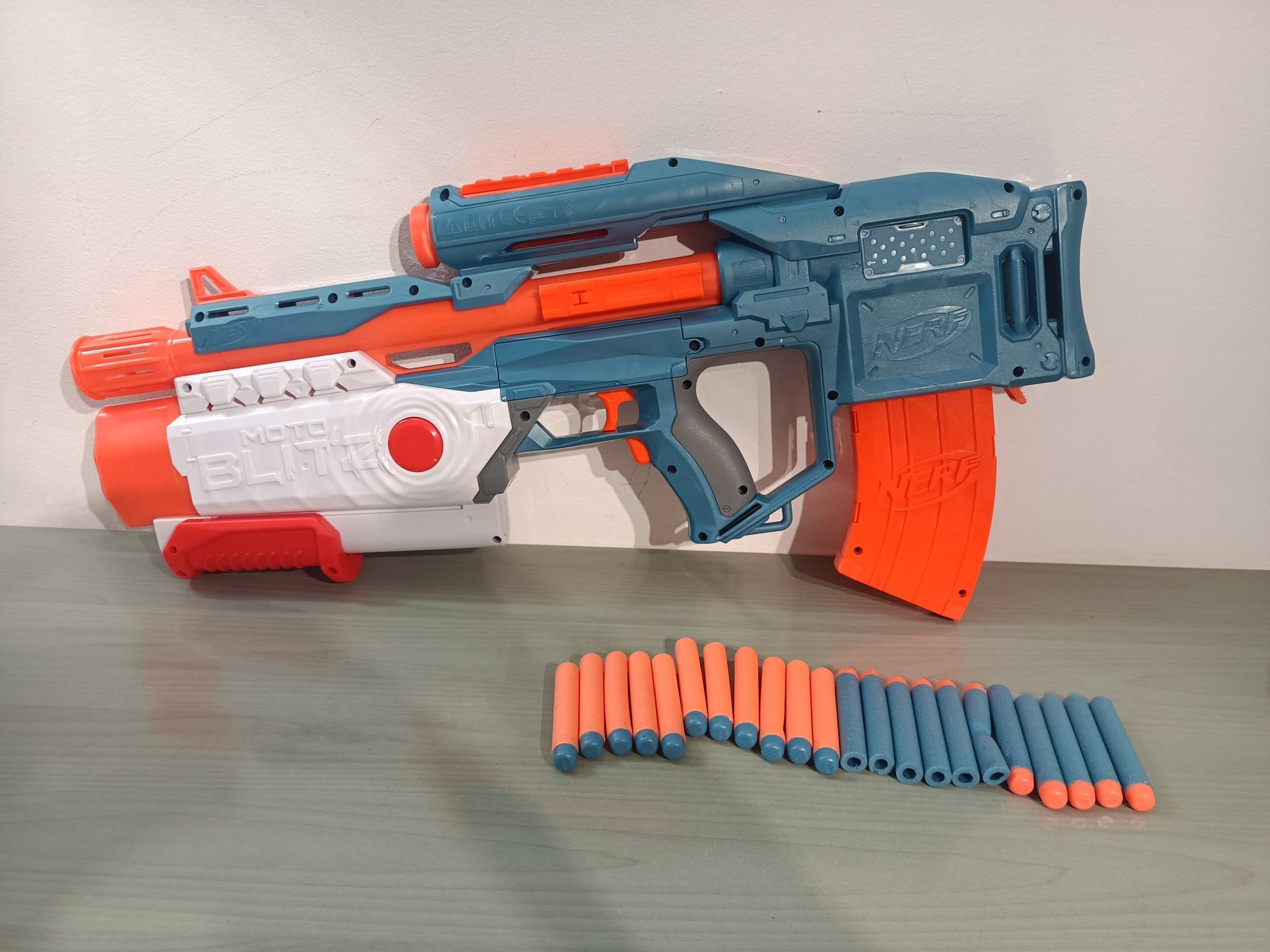 Nerf Elite 2.0 karabin Hasbro motoblitz blaster