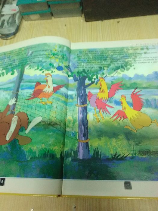 Livro Aventura no Bosque Rex