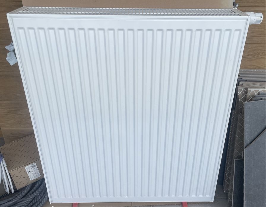 PURMO Grzejnik panelowy 80,5x90x14,5 cm (mozliwość zakupu 2 sztuk)