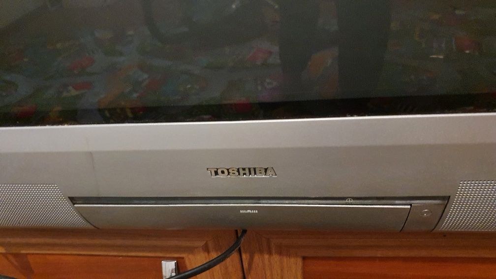 Продам телевизор "Toshiba"