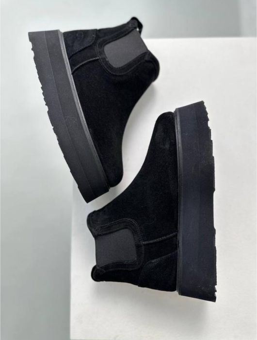 Жіночі уги 42 розмір