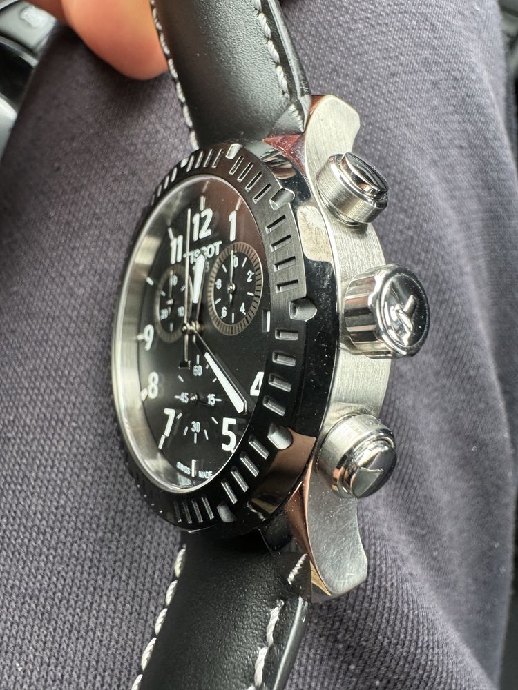 Tissot V8 t039417 новий