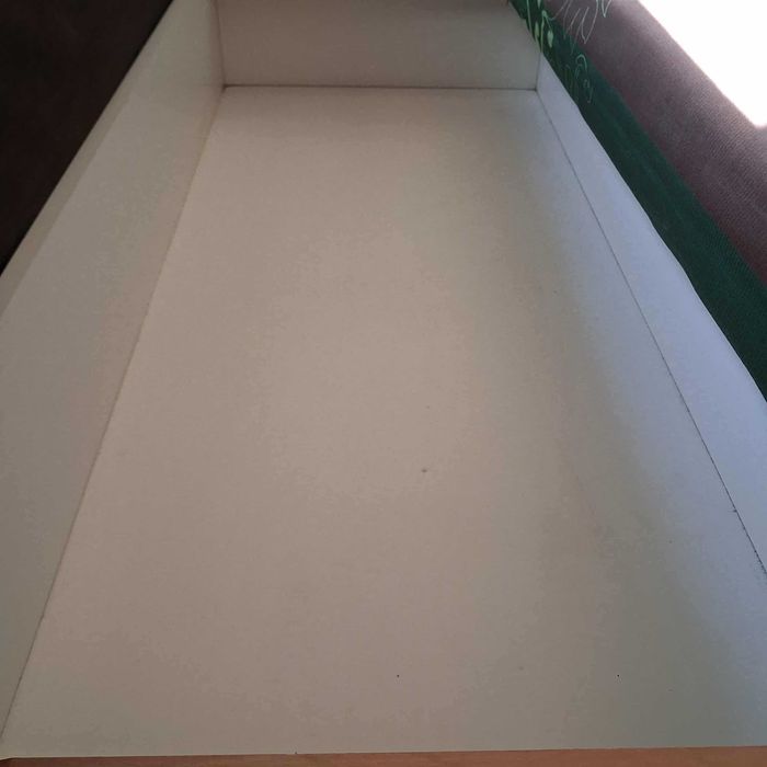 Rozkładana dwuosobowa kanapa