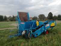 Kombajn ziemniaczany Bolko Z-643