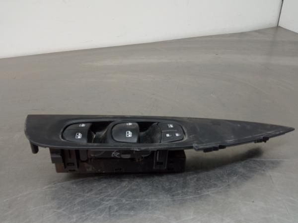 Comando / botão / interruptor vidros frente esquerdo NISSAN Qashqai II