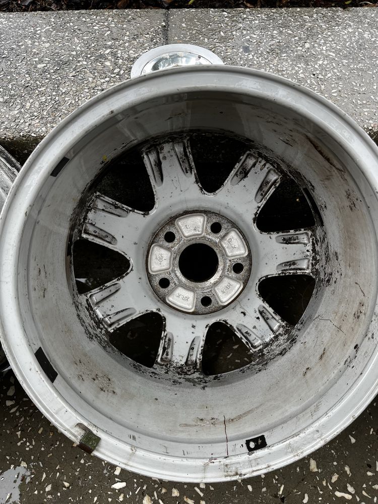 Felgi 16” orginalne audi