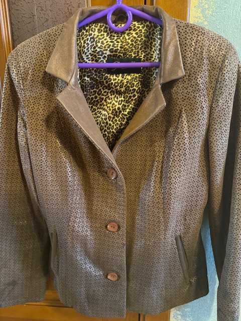 Жіночий шкіряний піджак