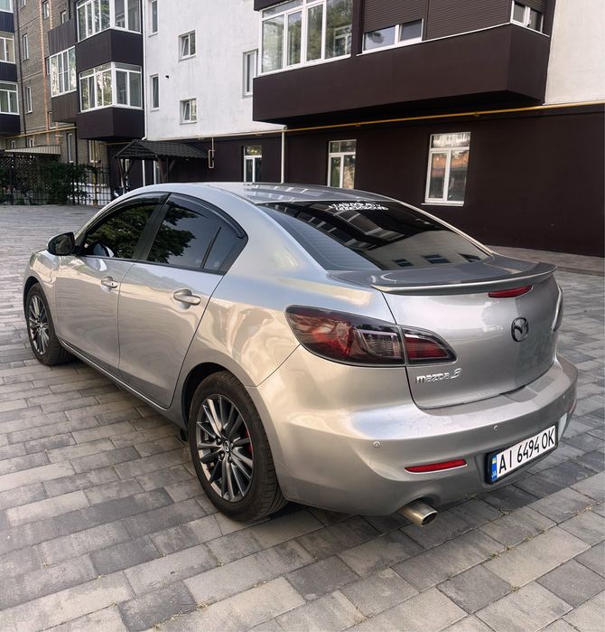 Продам мазду 3 2012 рік