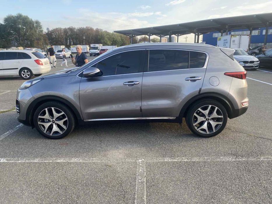Продам авто Kia Sportage 2016 2.0 Diesel 186 к.с, не фарбоване !