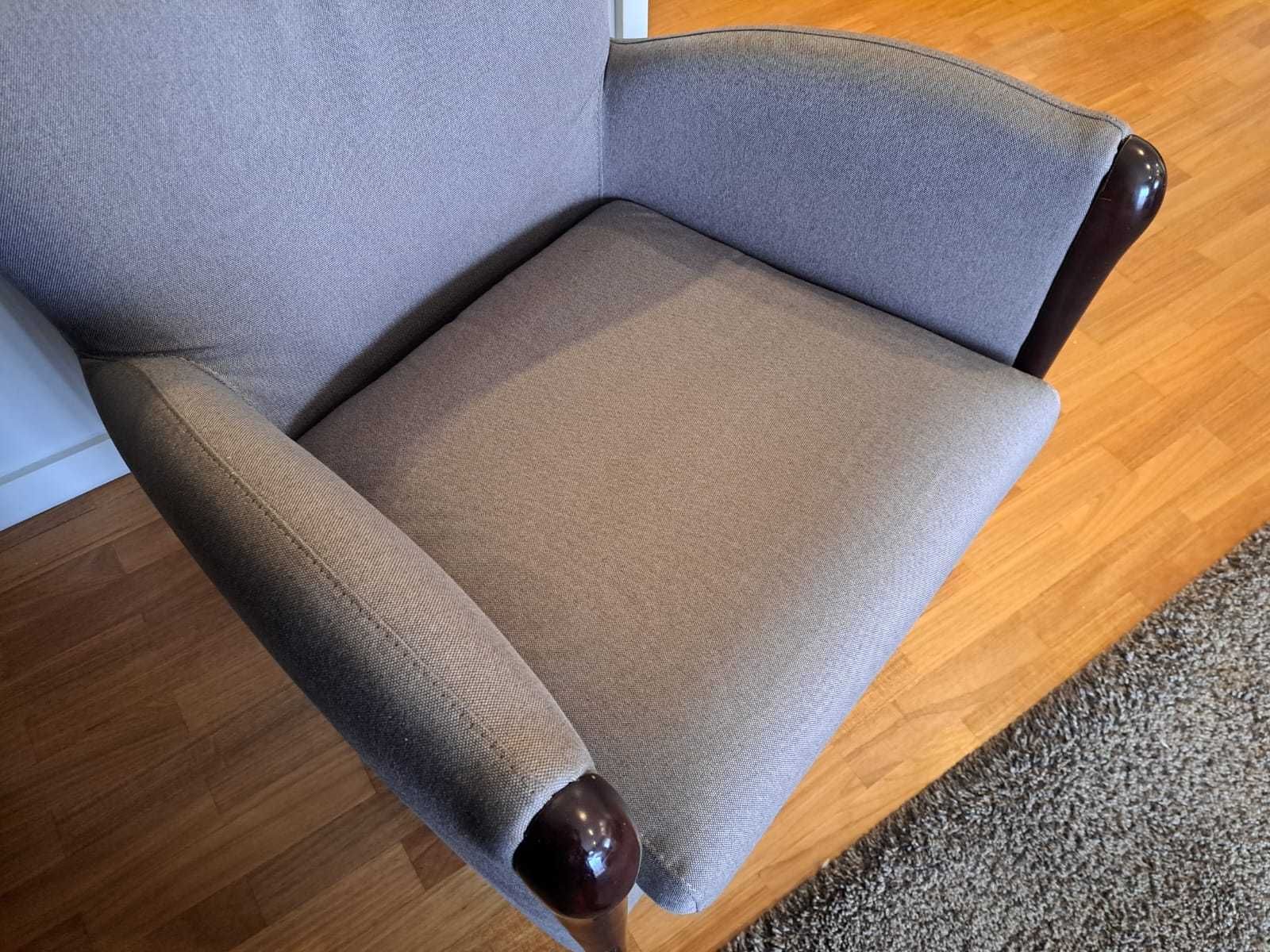 Cadeirão cinza para a sala ou quarto