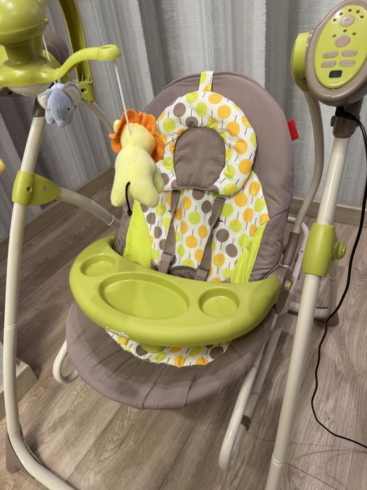 Крісло-гойдалка carrello nanny заколисуючий центр шезлонг